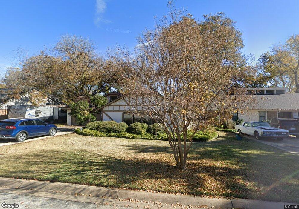 232 Bradford Dr, Hurst, TX 76053 - photo 1