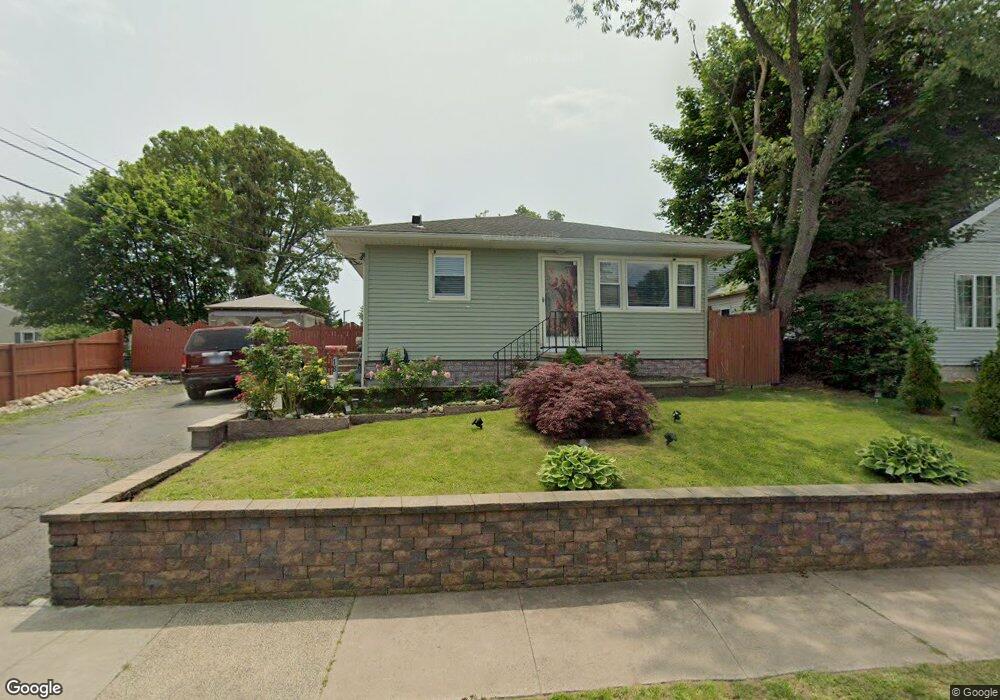 18 Blohm St, West Haven, CT 06516 - photo 1