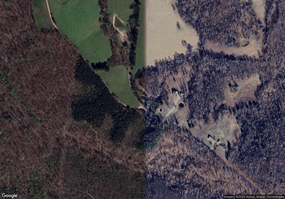 761 Freeman Fielder Rd, Tennessee Ridge, TN 37178 - photo 1