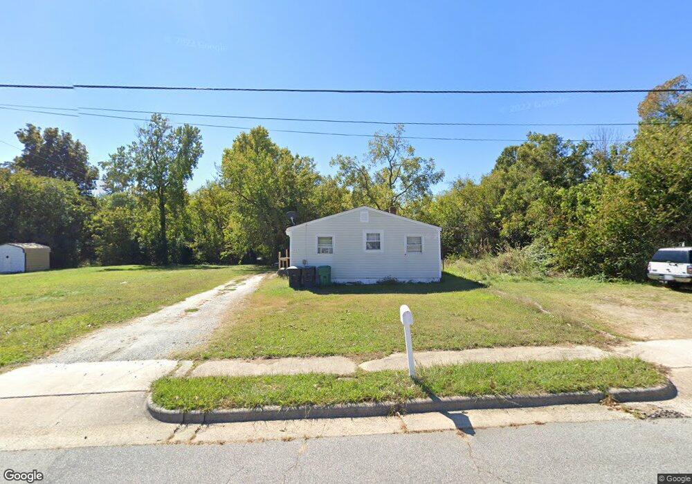 1418 R C Baldwin Ave, High Point, NC 27260 - photo 1