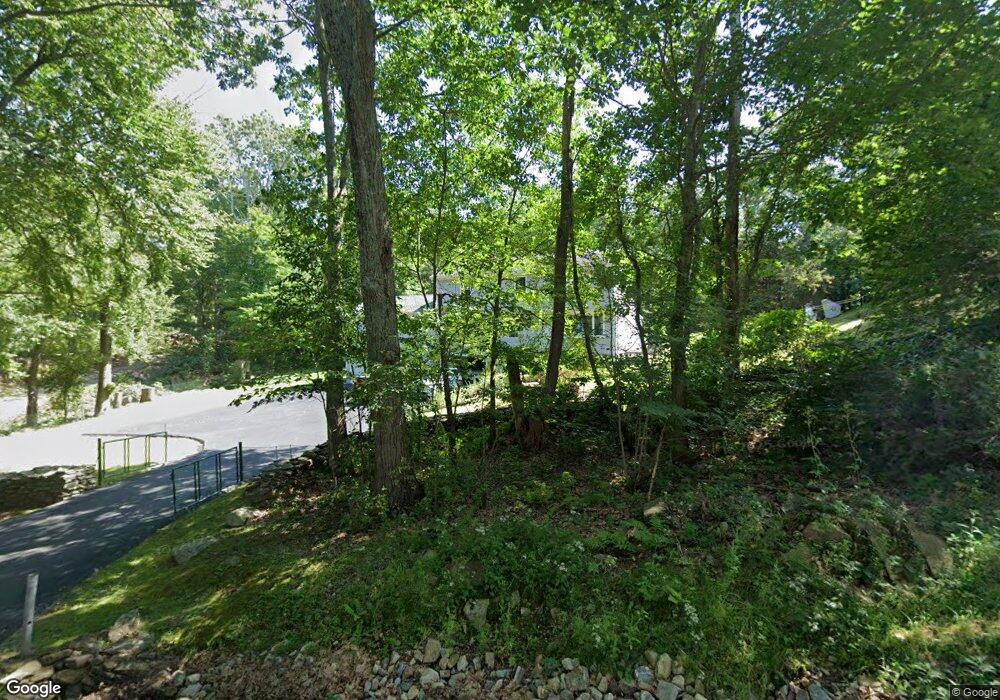 135 8 Lots Rd, Sutton, MA 01590 - photo 1