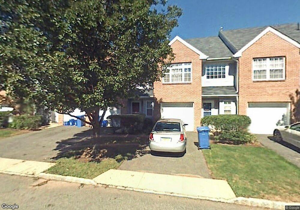 267 Shady Oak Ct, Piscataway, NJ 08854 - photo 1