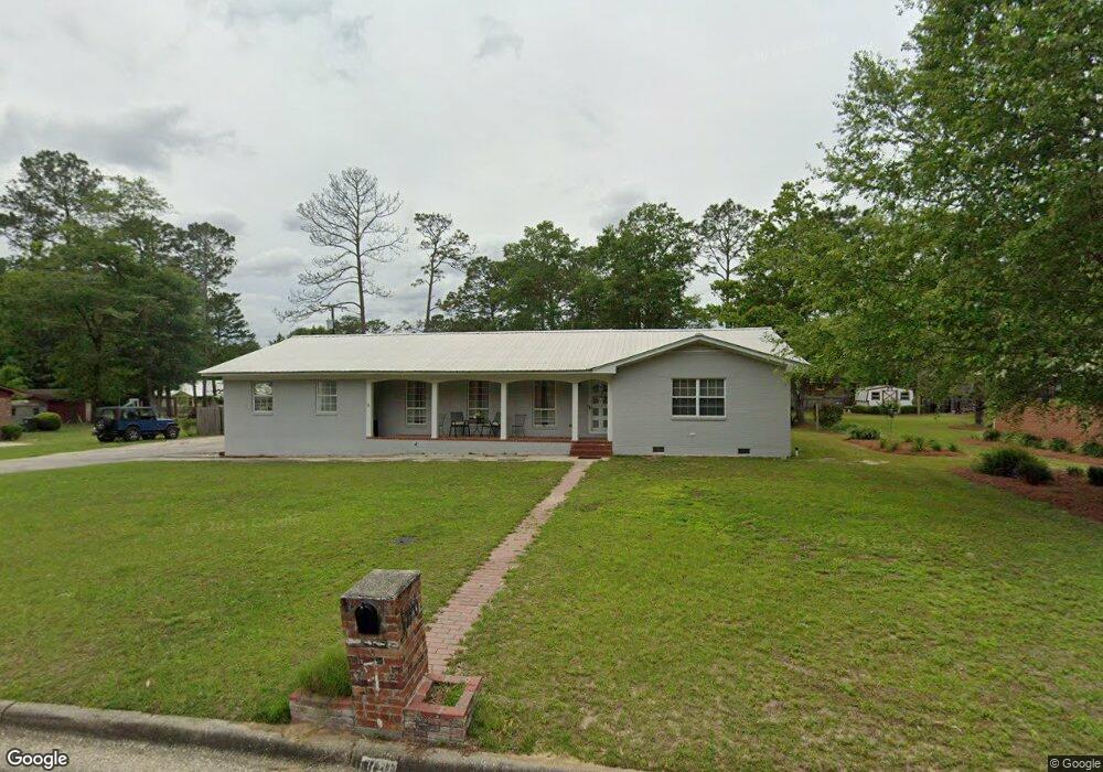 1720 Pine Cir, Moultrie, GA 31768 - photo 1