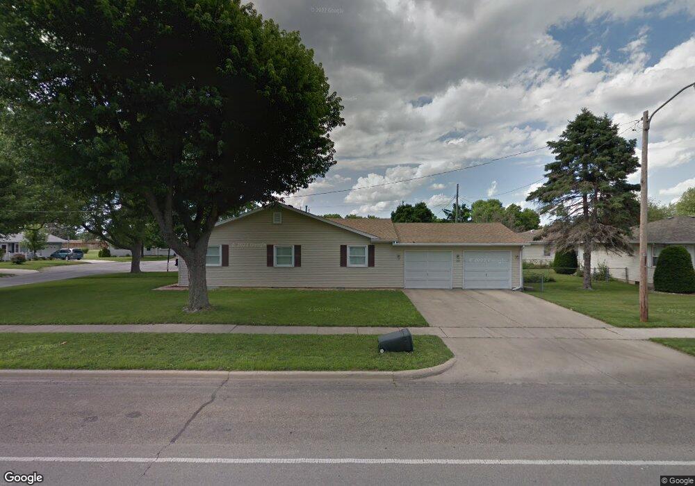 950 Rudy Ave, Mattoon, IL 61938 - photo 1