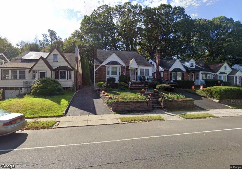 271 Salem Rd, Union, NJ 07083 - photo 1