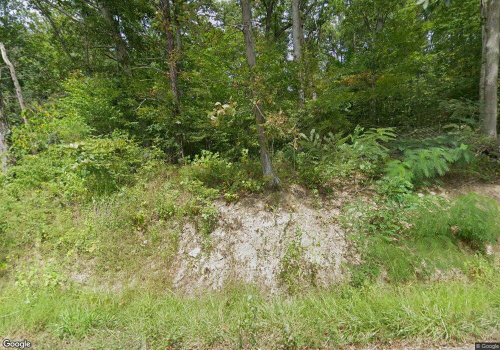 7604 S Hamilton Creek Rd, Columbus, IN 47201 - photo 1