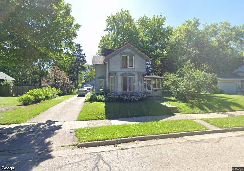 45 S Elm St, Oconomowoc, WI 53066 - photo 1