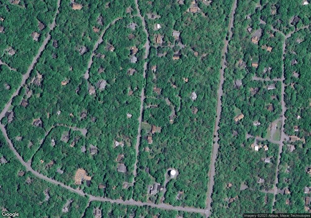 800 Lariat Ct, Hawley, PA 18428 - photo 1