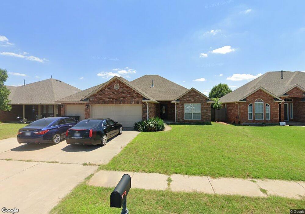 2104 SE 9th St, Moore, OK 73160 - photo 1