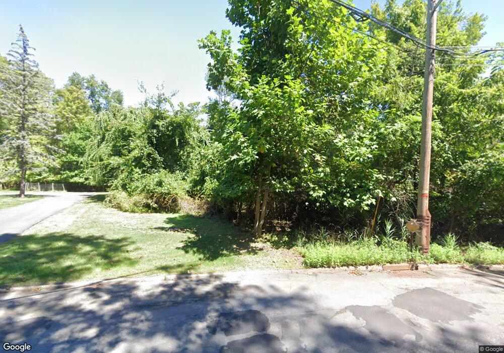 4 Wagon Wheel Dr, New City, NY 10956 - photo 1