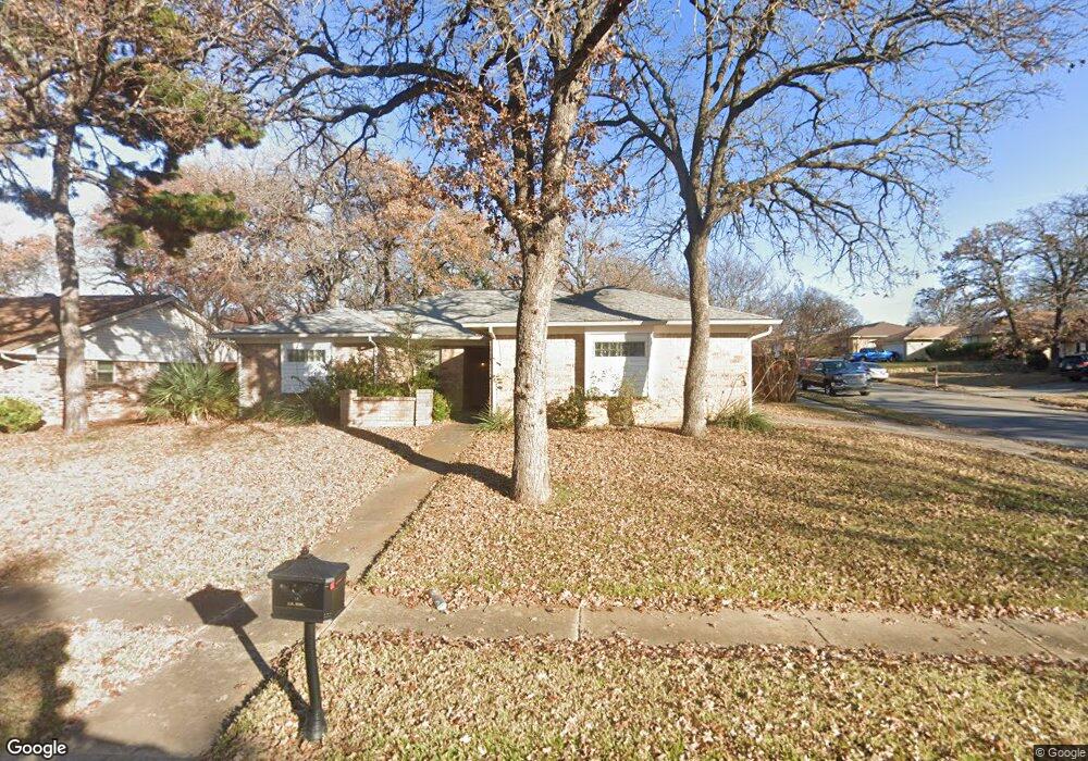 2908 Post Oak Ct, Bedford, TX 76021 - photo 1