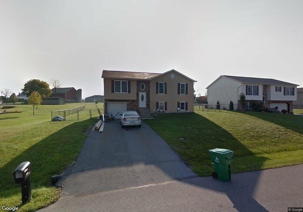 1314 Mallard Dr W, Chambersburg, PA 17202 - photo 1