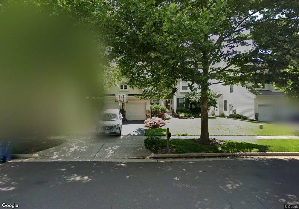 26170 Murrey Dr, Chantilly, VA 20152 - photo 1