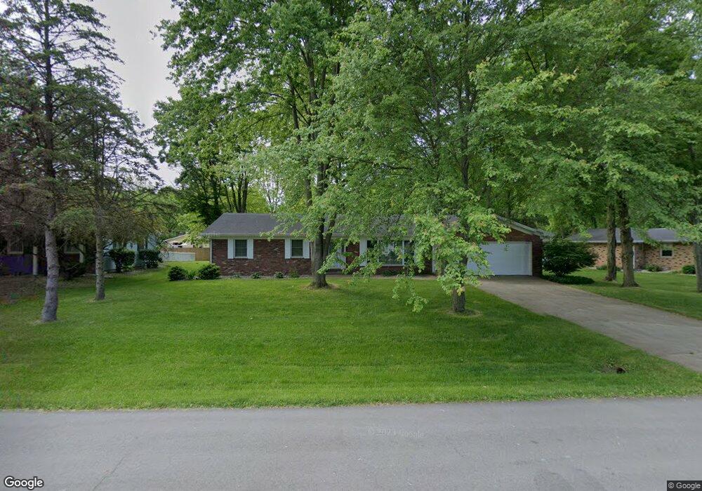 1051 Beechwood Dr, Nappanee, IN 46550 - photo 1