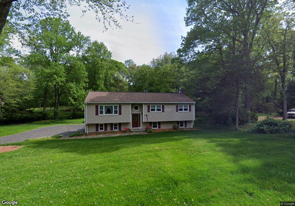 21 Cardinal Cir, Trumbull, CT 06611 - photo 1