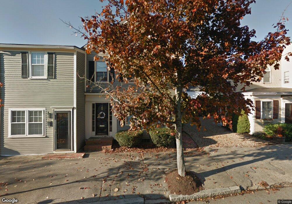 211 Merrimac St unit 3, Newburyport, MA 01950 - photo 1