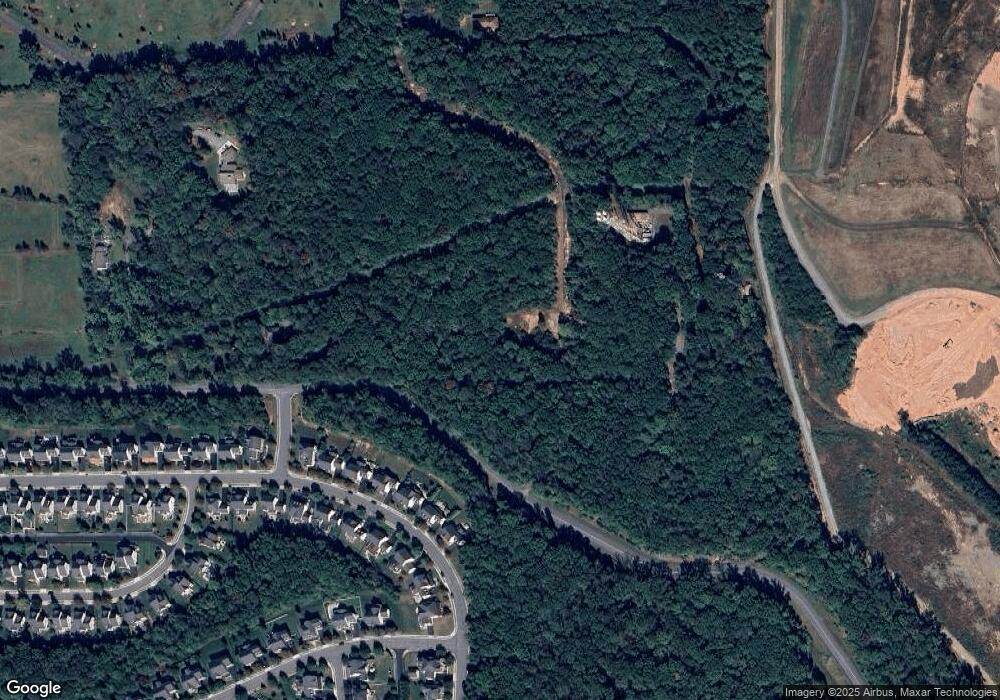 20859 Dahlia Ct, Leesburg, VA 20175 - photo 1