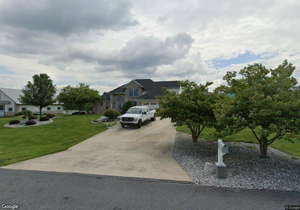 6436 Greenbriar Cir, Chambersburg, PA 17202 - photo 1