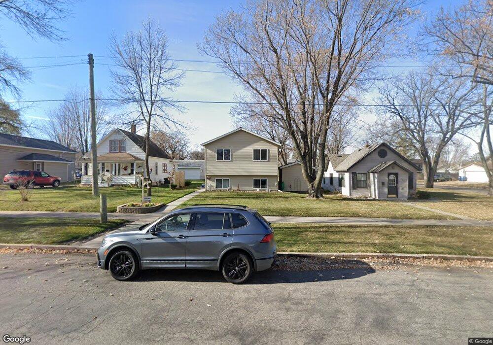 807 Broadway Ave S, Sauk Rapids, MN 56379 - photo 1