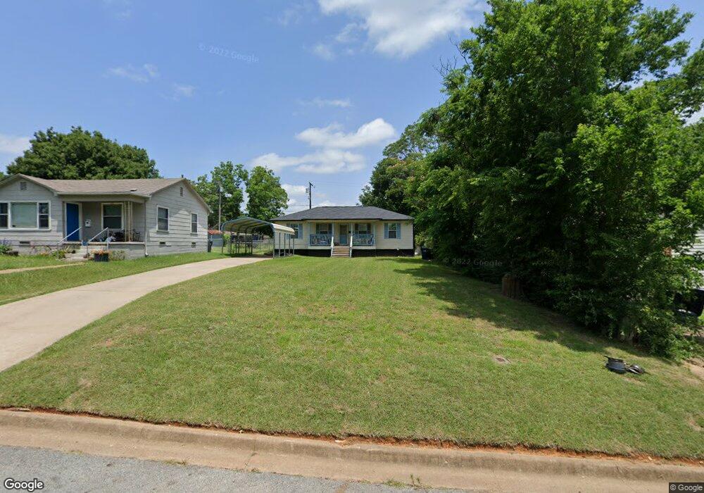 1119 W Munson St, Denison, TX 75020 - photo 1