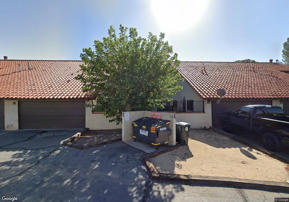 16750 Green Tree Blvd unit 21, Victorville, CA 92395 - photo 1