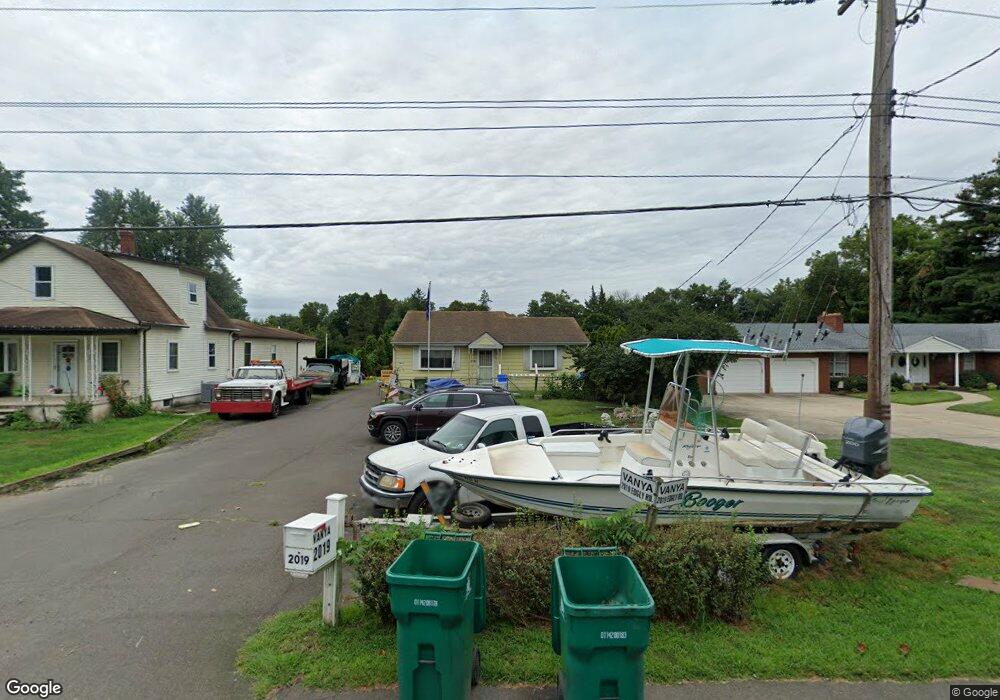 2019 Edgely Rd, Levittown, PA 19057 - photo 1