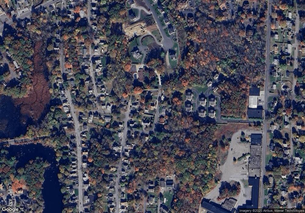 12 Cedar St unit 1st flr, Hudson, MA 01749 - photo 1