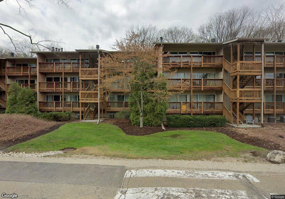 5854 Forest View Rd unit C, Lisle, IL 60532 - photo 1