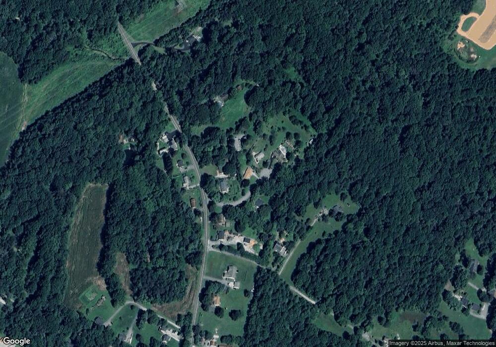 110 Favorite Dr, Sykesville, MD 21784 - photo 1