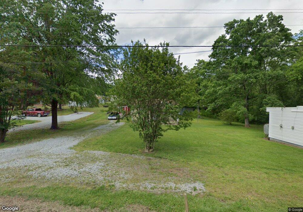 3911 Kivett Dr, Jamestown, NC 27282 - photo 1