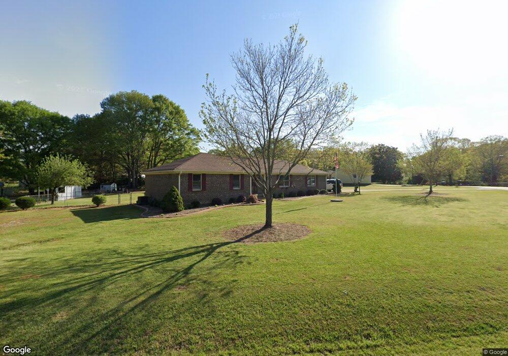 200 Ivy Dr, Simpsonville, SC 29680 - photo 1