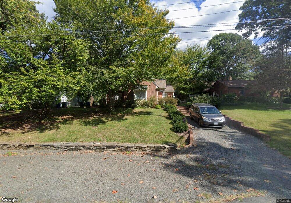 2107 Grayson Place, Falls Church, VA 22043 - photo 1