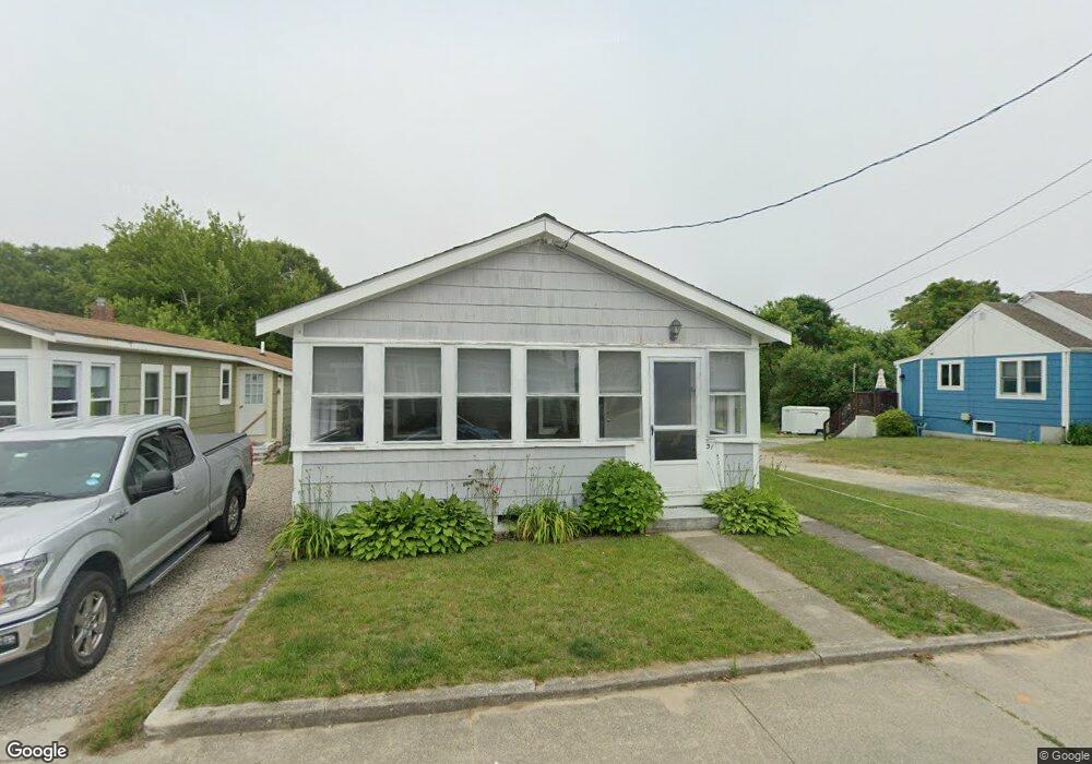 31 Locust St, Onset, MA 02558 - photo 1