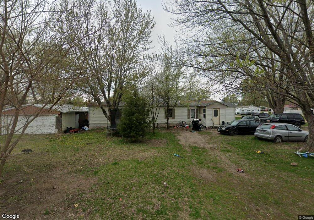 1303 8th Ave, Columbus Junction, IA 52738 - photo 1