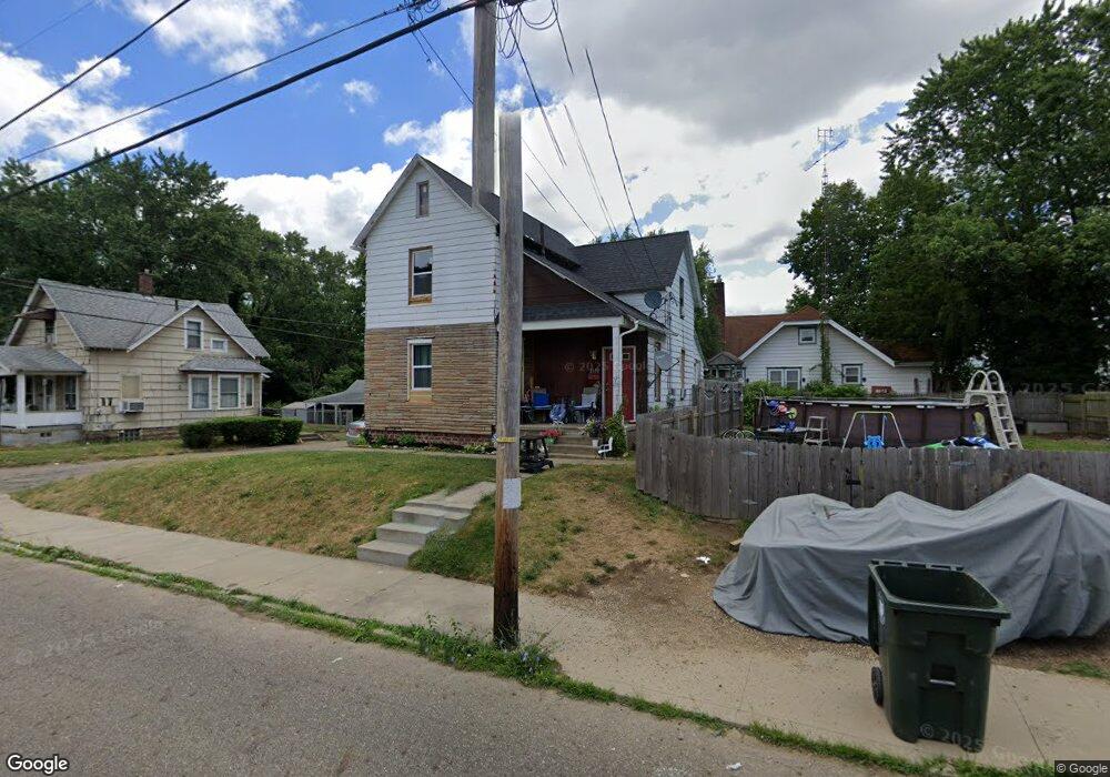 2120 Maple Ave NE, Canton, OH 44714 - photo 1