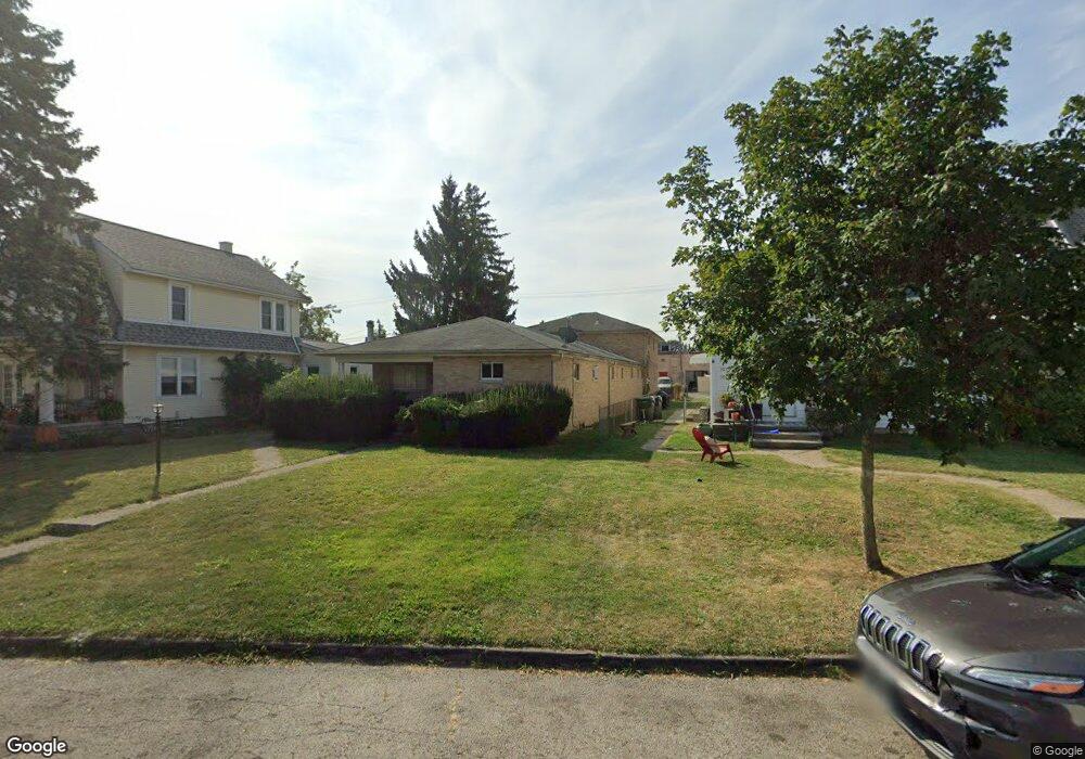 3007 Parkside Rd, Columbus, OH 43204 - photo 1