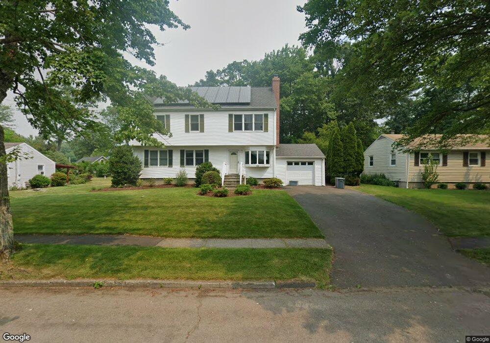 144 Partridge Ln, Fairfield, CT 06824 - photo 1