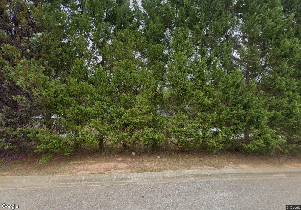 207 Sunny Point Cir, Lagrange, GA 30240 - photo 1