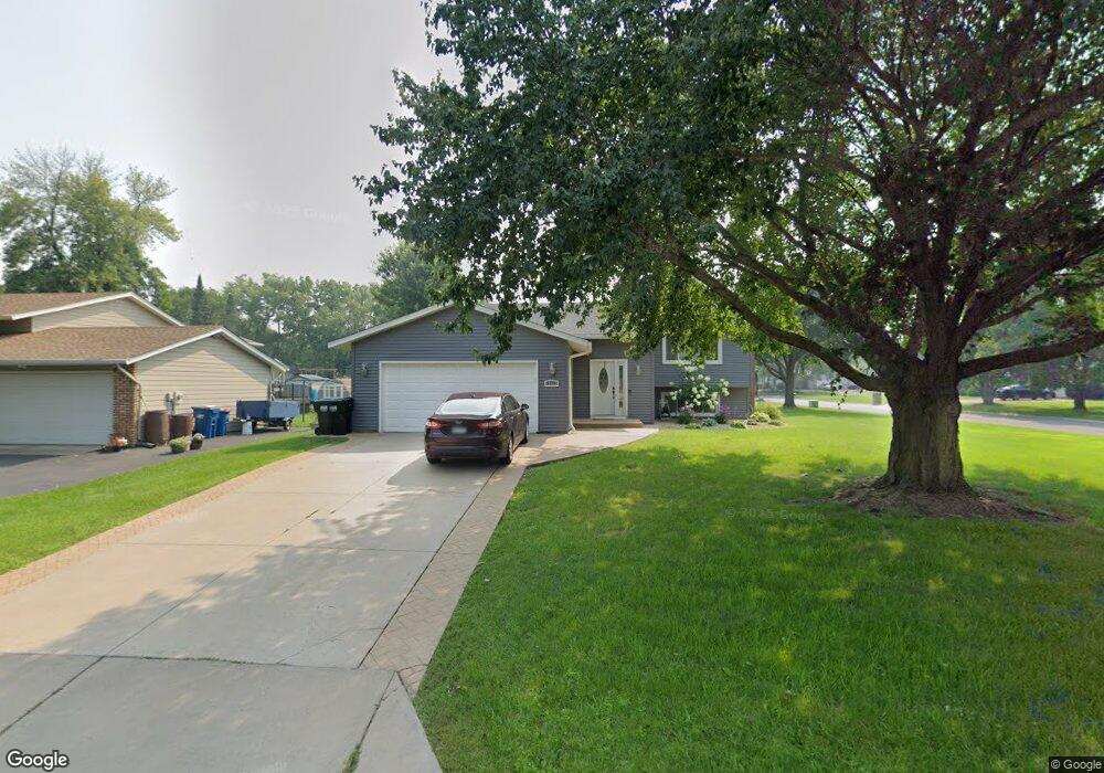 11391 100th Place N, Maple Grove, MN 55369 - photo 1