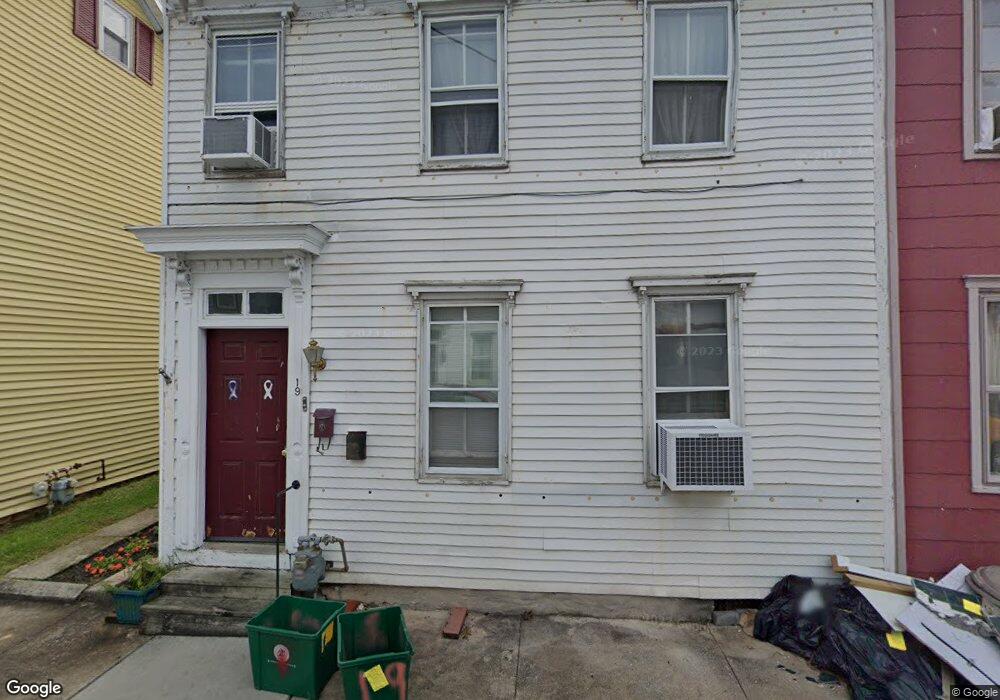 19 W Locust St, Mechanicsburg, PA 17055 - photo 1