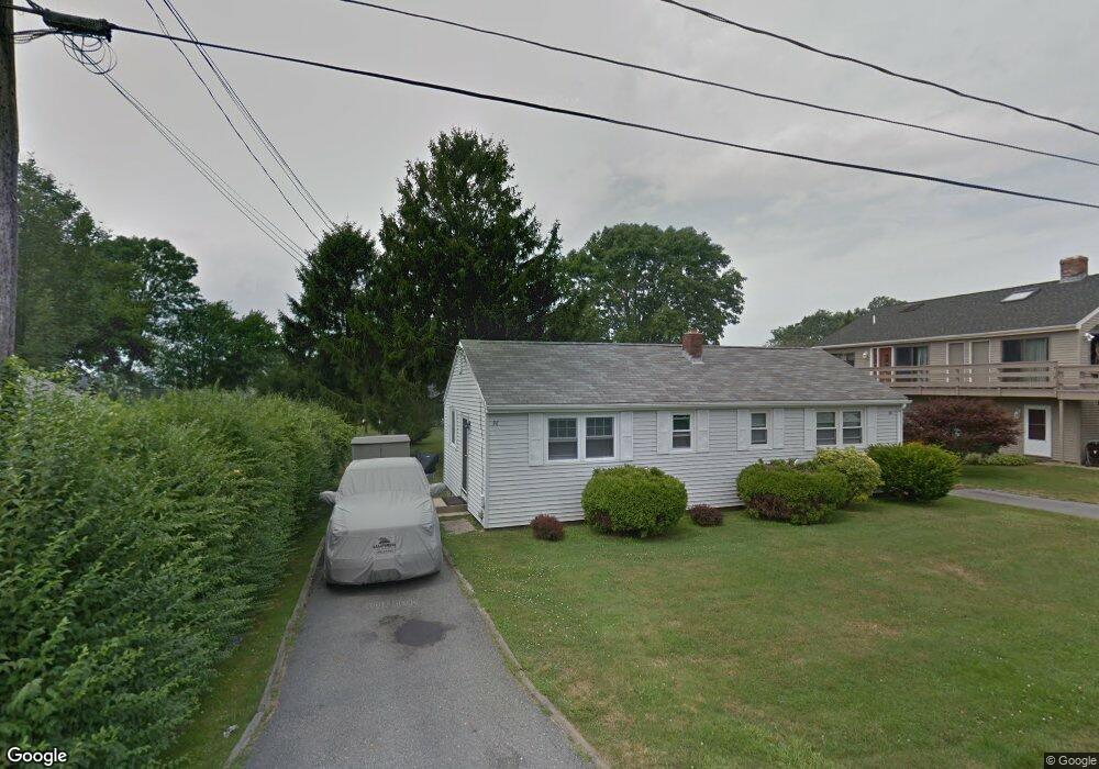 96 Center Ave, Middletown, RI 02842 - photo 1