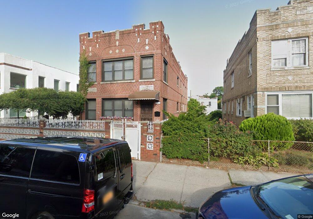 3068 36th St, Astoria, NY 11103 - photo 1