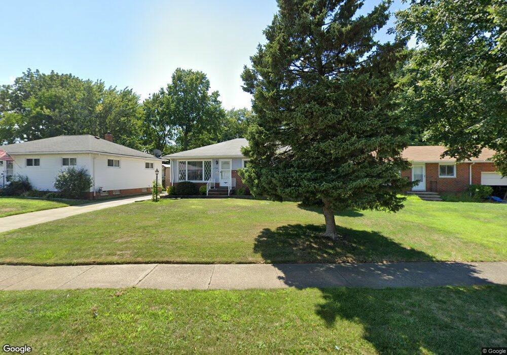 1790 Ridgewick Dr, Wickliffe, OH 44092 - photo 1