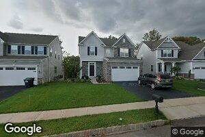 74 Oakwood Blvd, Hampton, NJ 08827