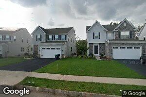 76 Oakwood Blvd, Hampton, NJ 08827