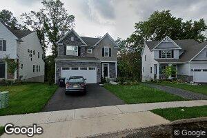 56 Oakwood Blvd, Hampton, NJ 08827