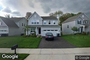 64 Oakwood Blvd, Hampton, NJ 08827