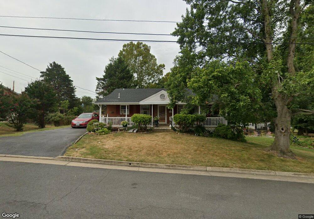 804 W 16th St, Front Royal, VA 22630 - photo 1