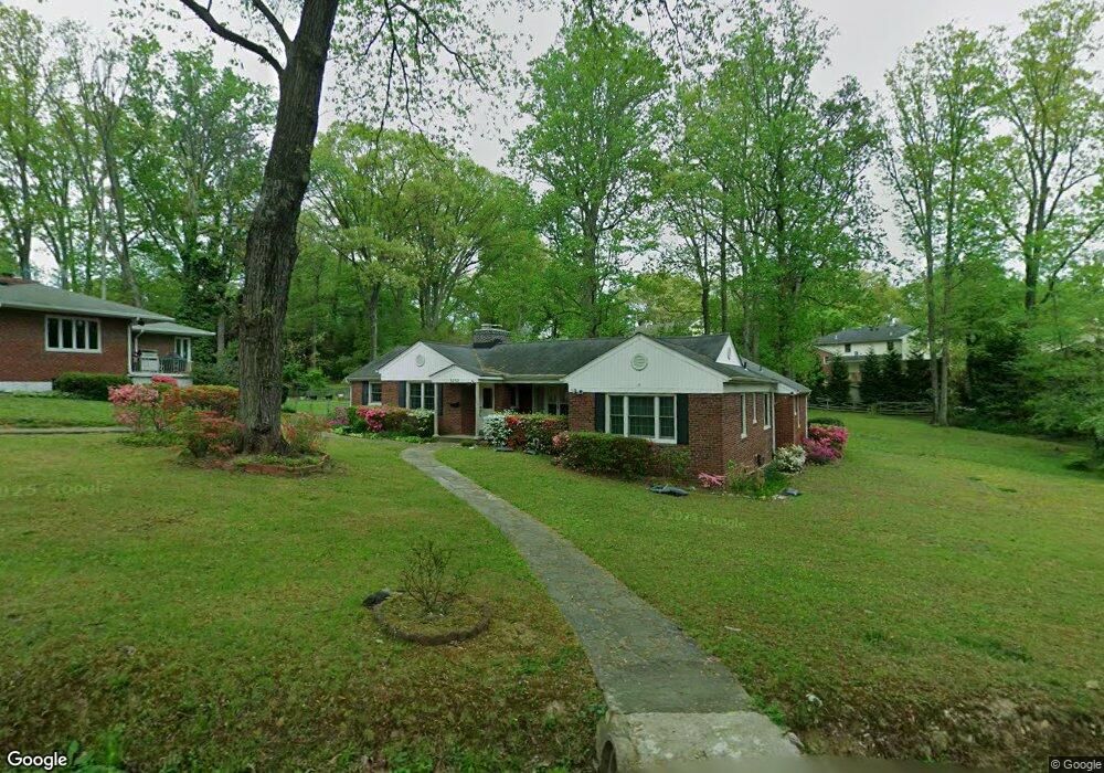 3252 Juniper Ln, Falls Church, VA 22044 - photo 1