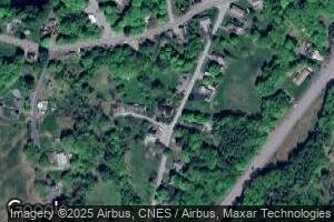 9 Church St Unit 2 Upstairs Right, Spofford, NH 03462